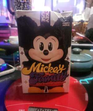 Pop Mart Mickey Family